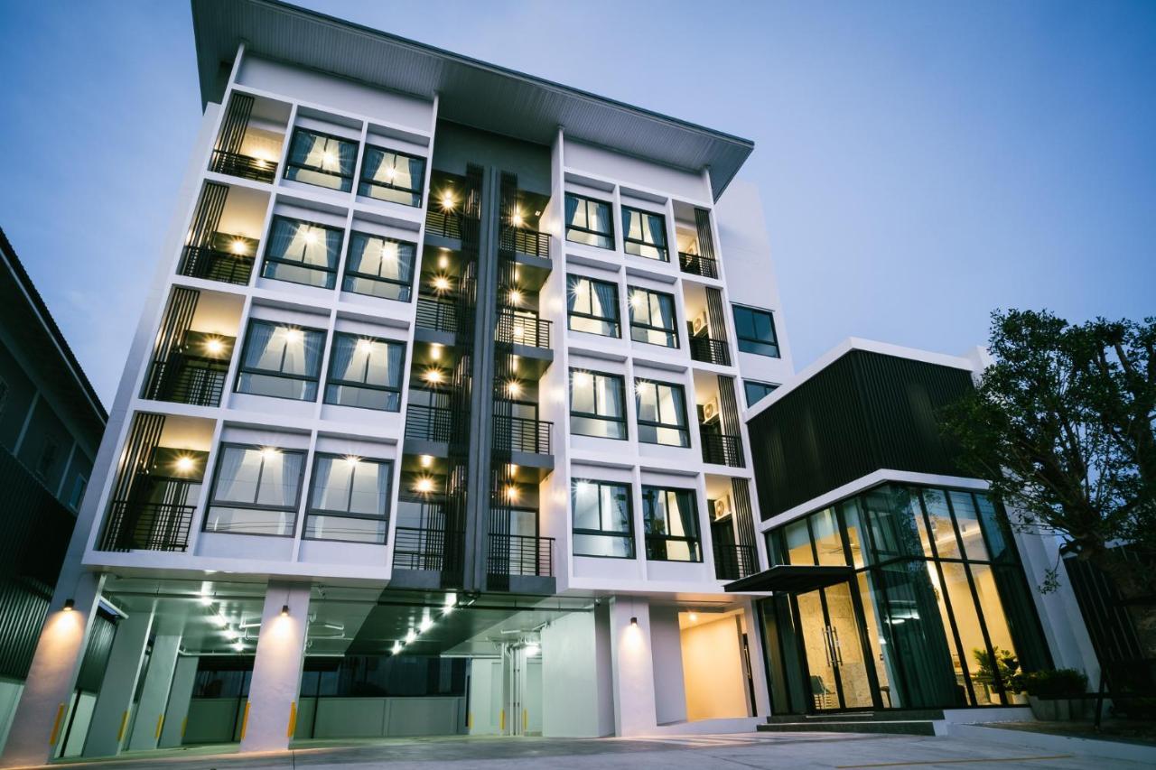 N24 Chonburi Hotell Eksteriør bilde
