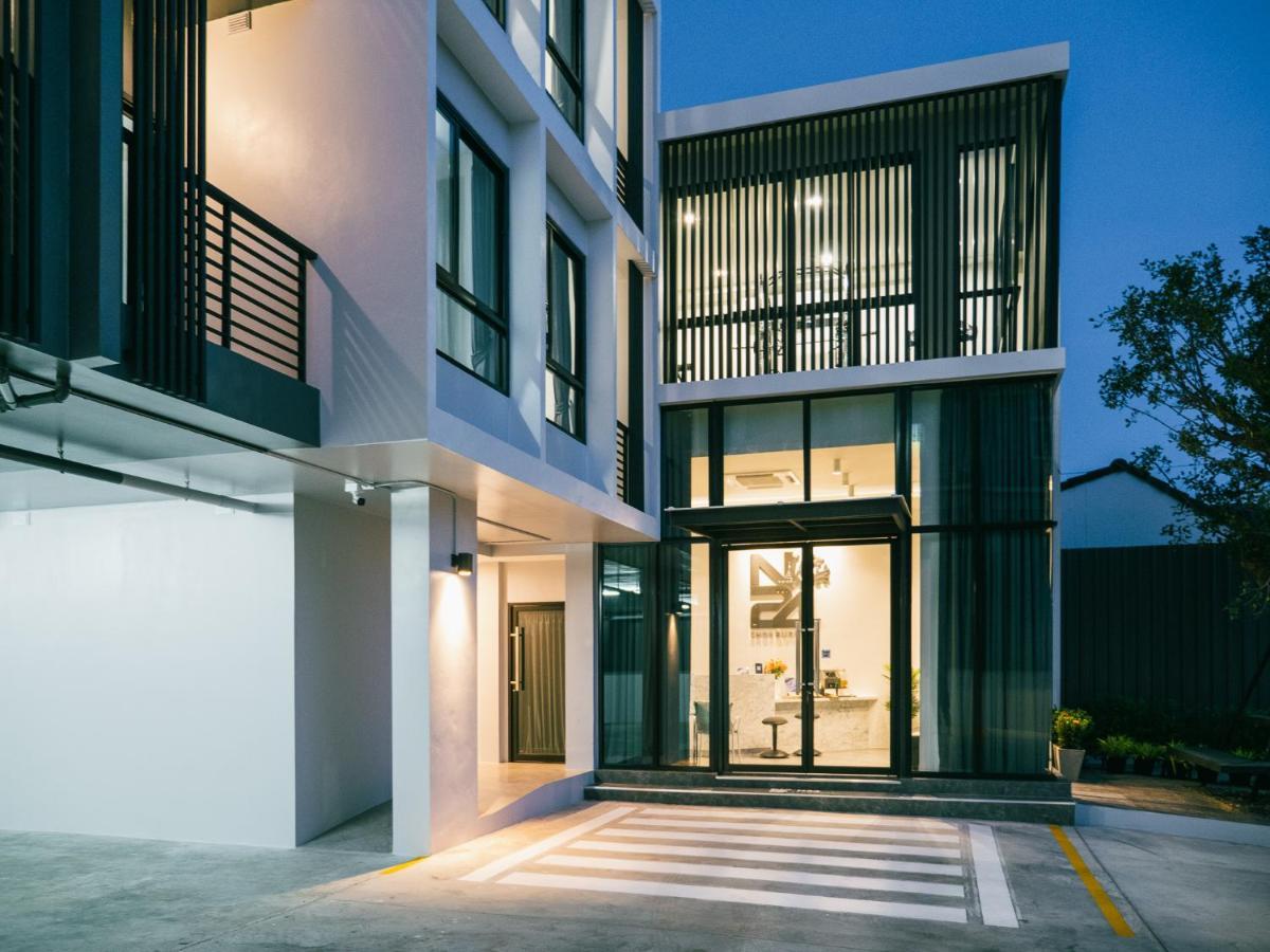 N24 Chonburi Hotell Eksteriør bilde