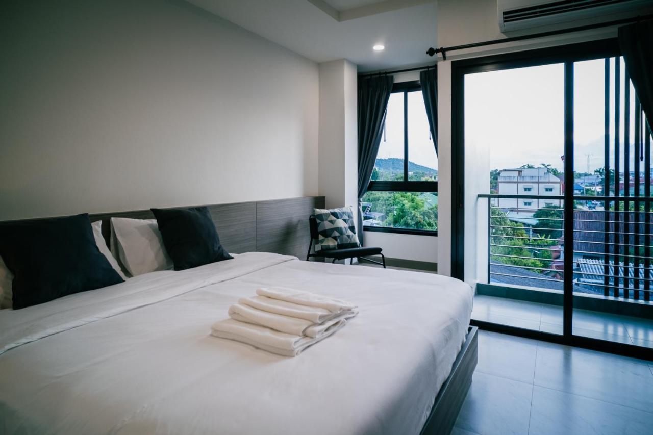 N24 Chonburi Hotell Eksteriør bilde